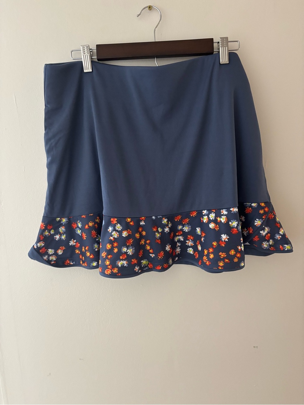 Callaway Dri Fit Women's Navy Floral Ruffle Hem Skirt size XL